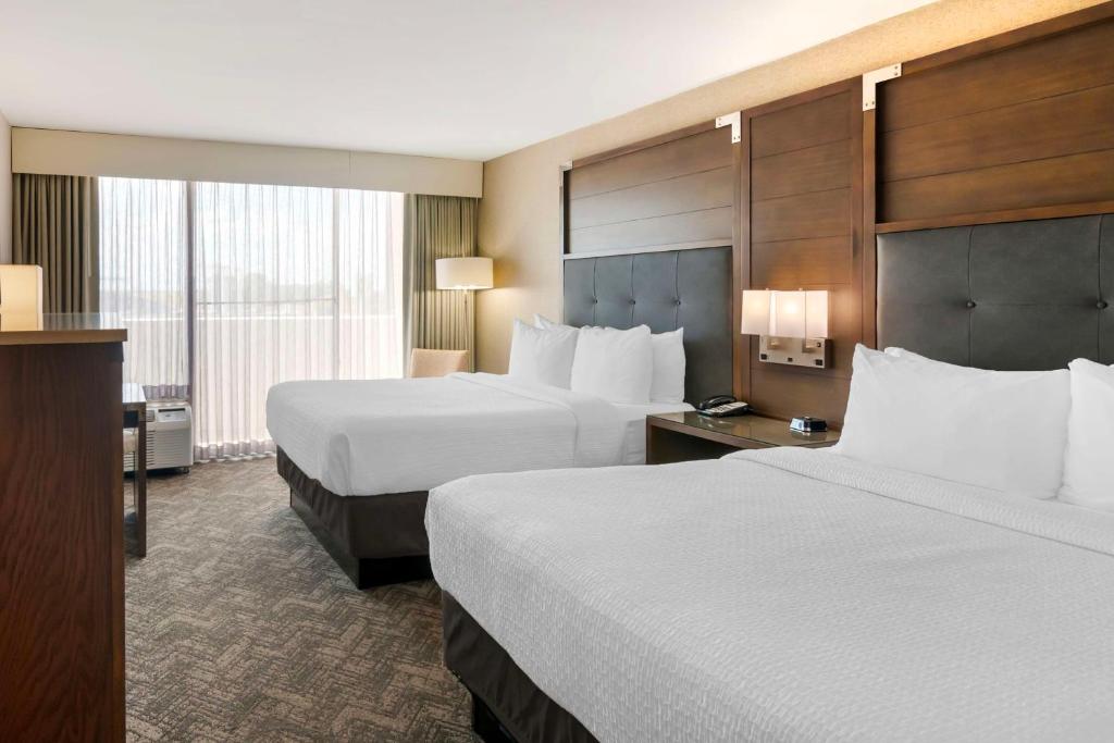 Best Western Plus Kansas City Sports Complex Hotel - Error