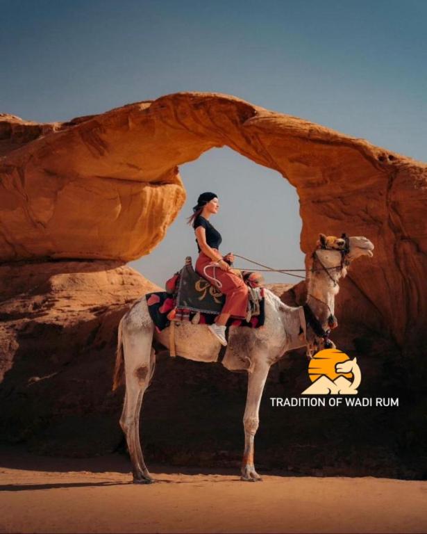 Ospiti di Traditions of Wadi Rum camp & jeep tour