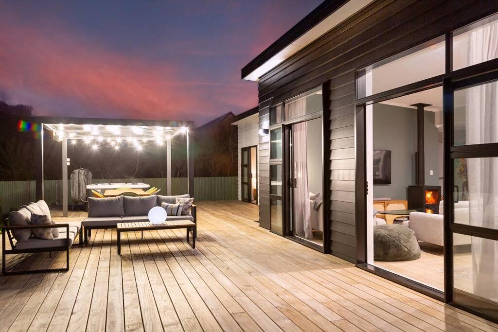 Sunset On Syrah - Resim 1