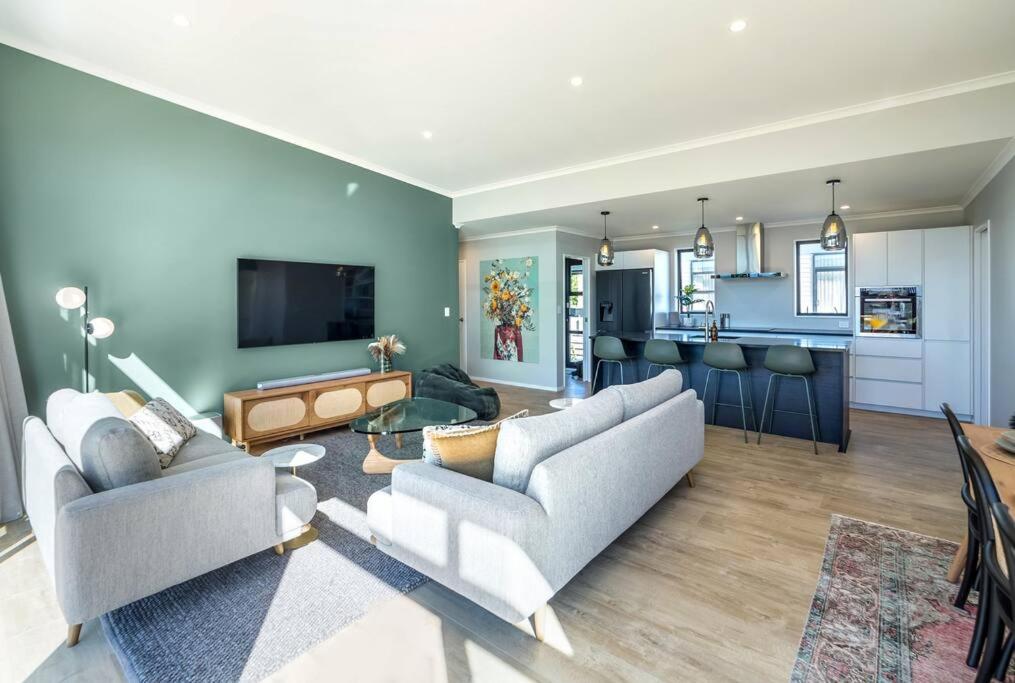 Sunset On Syrah - Resim 14