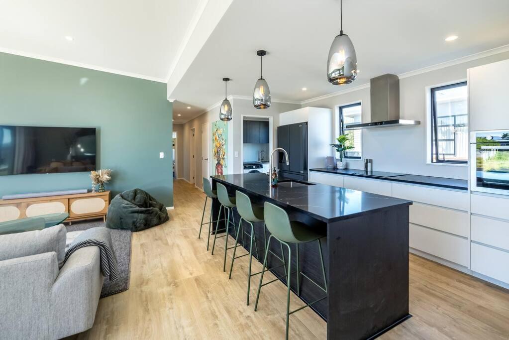 Sunset On Syrah - Resim 24