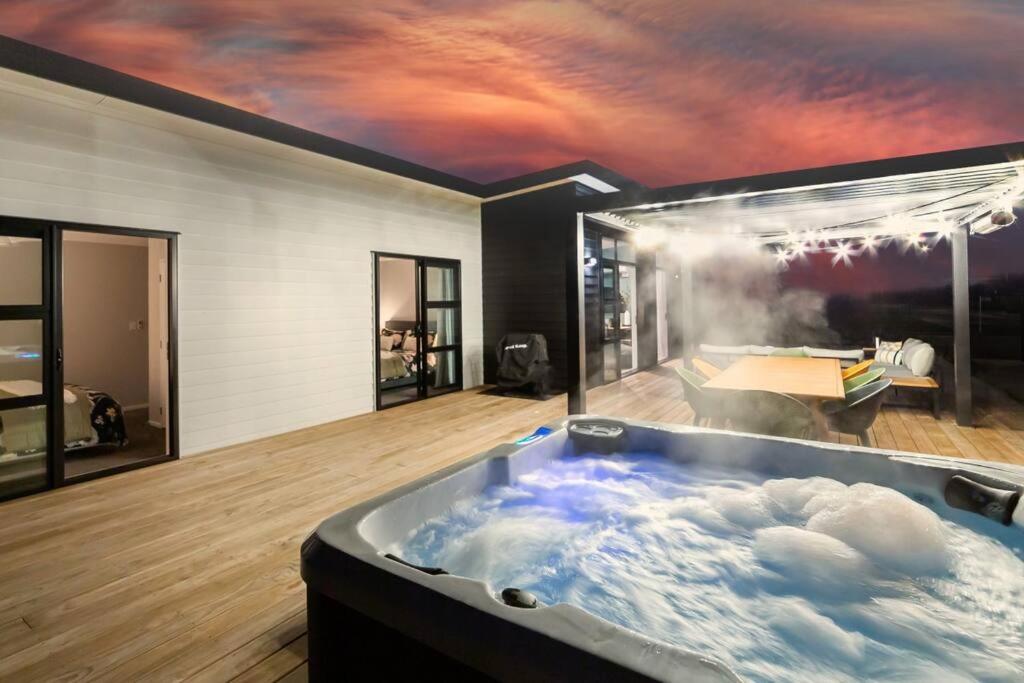 Sunset On Syrah - Resim 9