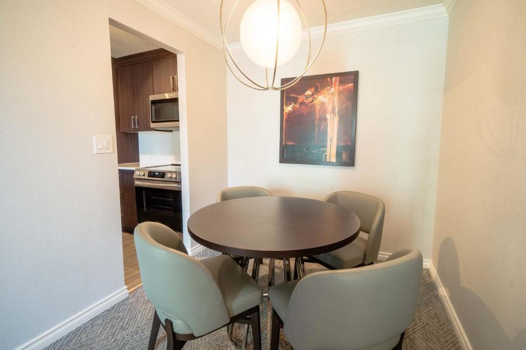 La Grande Residence at the Sutton Place Hotel - Resim 18