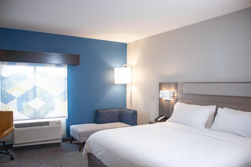 Holiday Inn Express & Suites Overland Park by IHG - Camera King Standard Con Vasca Per Ospiti Disabili