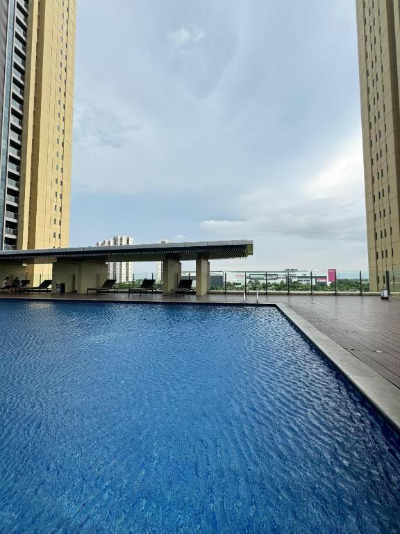 BRANZ BSD Prime Location - BSD Central Business District & ICE BSD - Apartamento De Tres Habitaciones