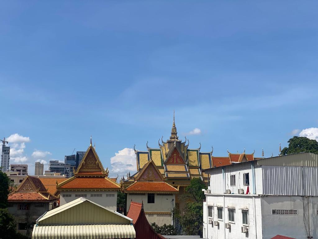 Nespecifikovaný výhled na destinaci Phnompenh nebo výhled na město při pohledu z hostelu