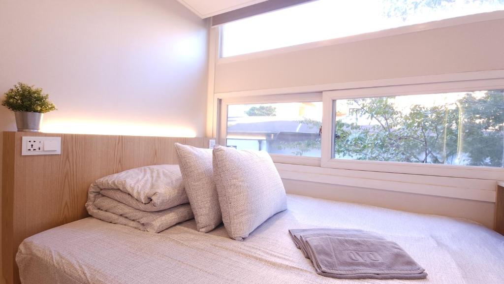OYO Hostel Myeongdong 6 - Double Room