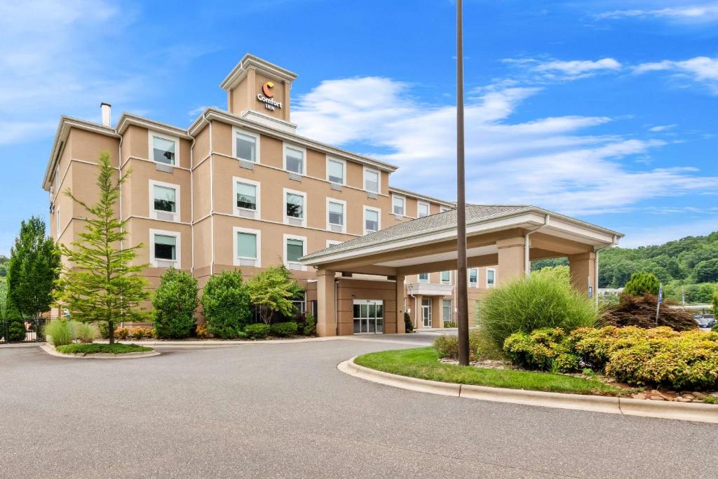 Comfort Inn  Sylva Dillsboro