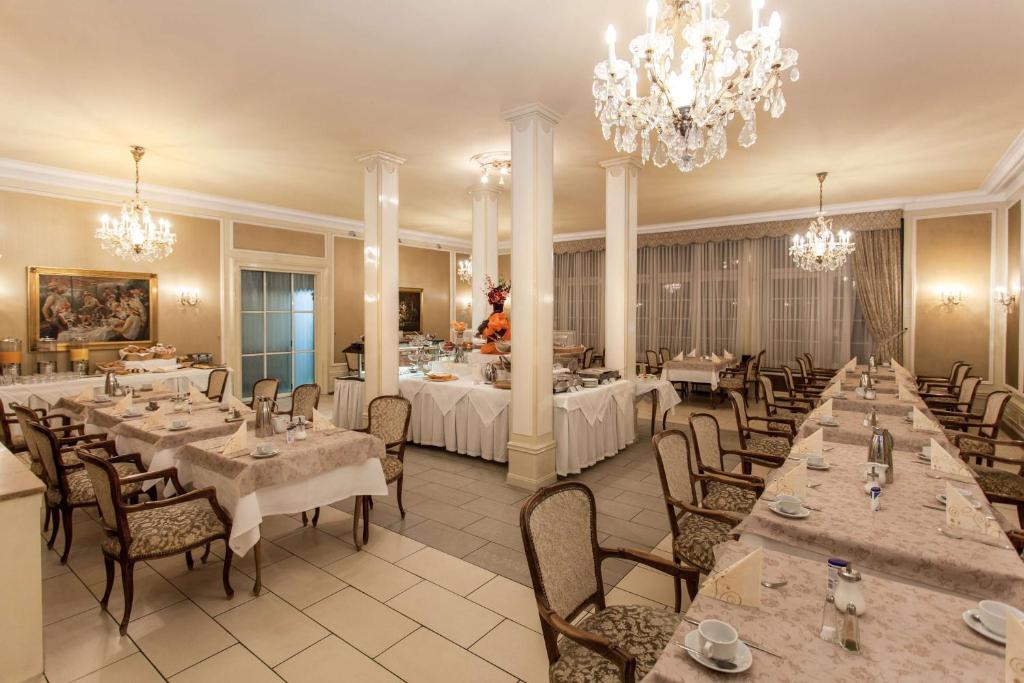 Centro Hotel National Frankfurt City, Trademark Collection by Wyndham - Resim 7