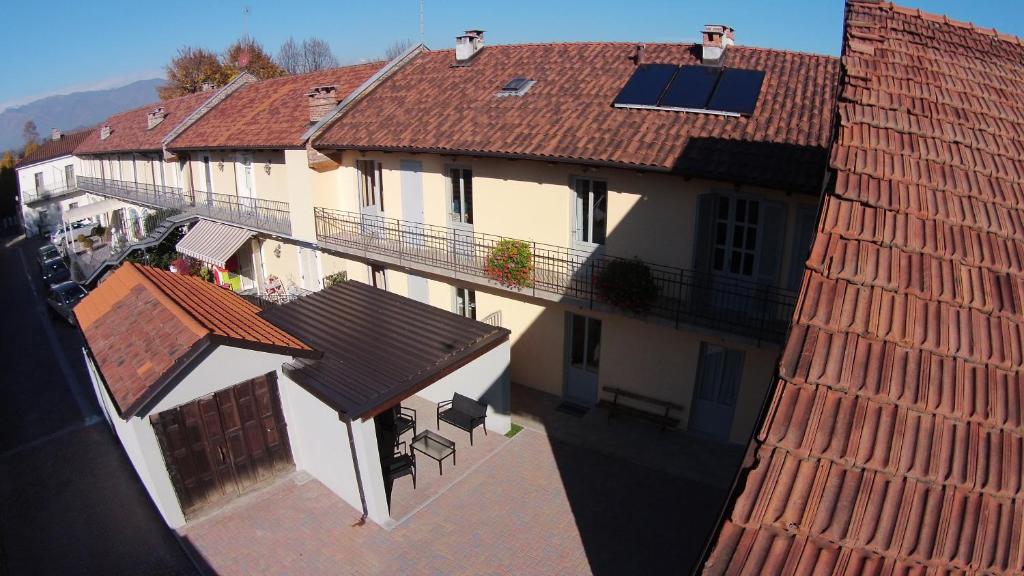 an overhead view of a building with red roofs at Già Sera BB Venaria in Venaria Reale