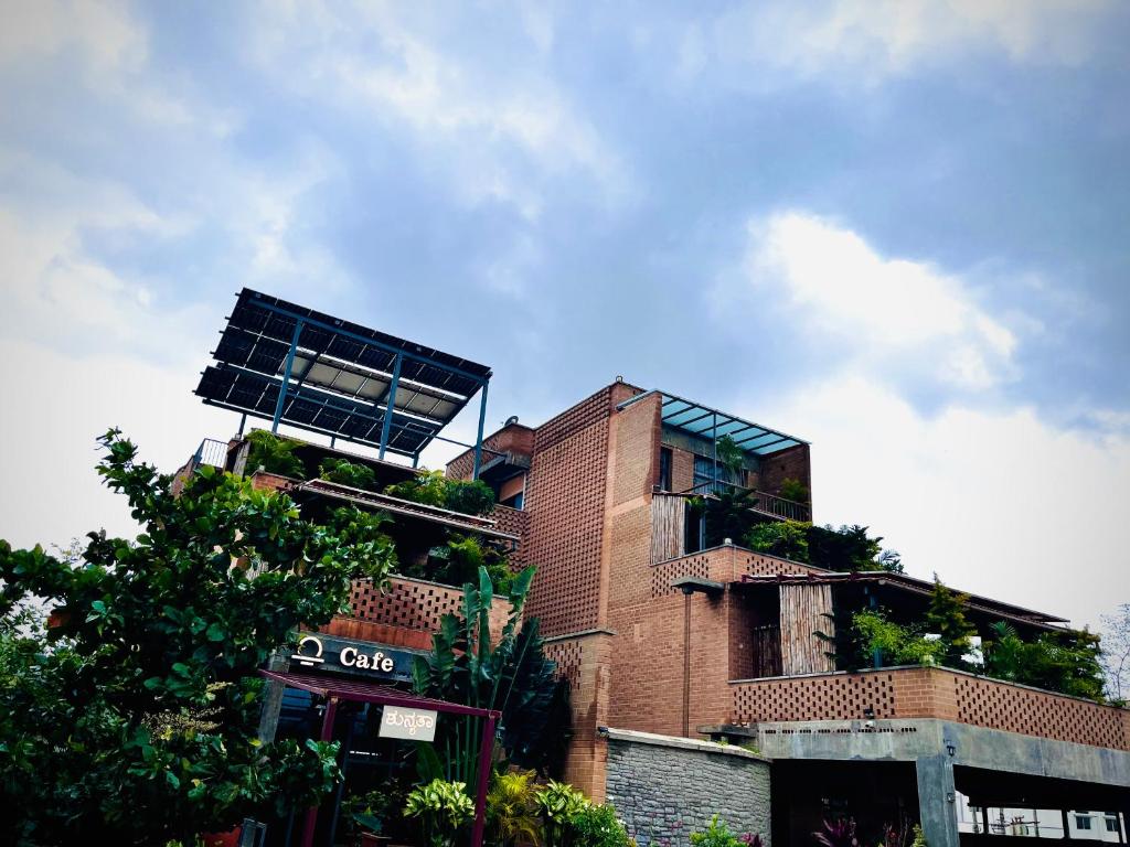 Bangunan di mana terletaknya hotel