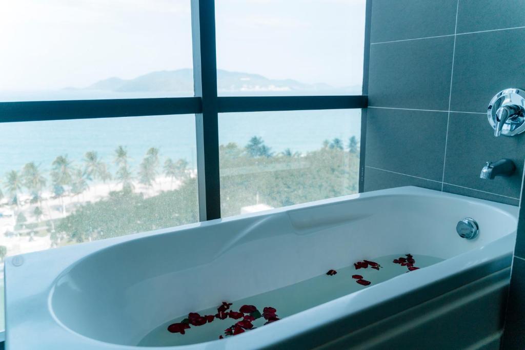 Phòng Senior Deluxe Nhìn ra Biển
