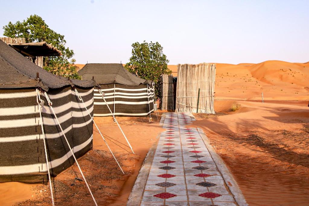 Afbeelding uit fotogalerij van Wahiba Bedouin Rustic Camp in Muntarib
