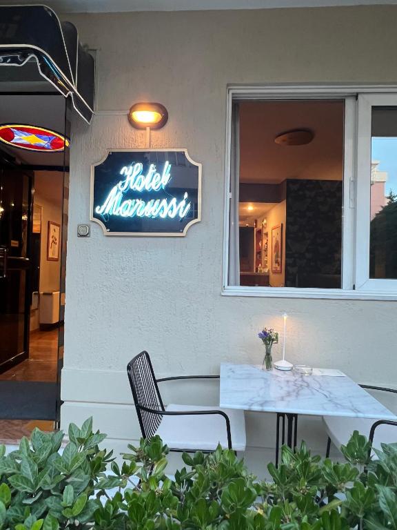 Fotografie z fotogalerie ubytování Hotel Maroussi v Aténách