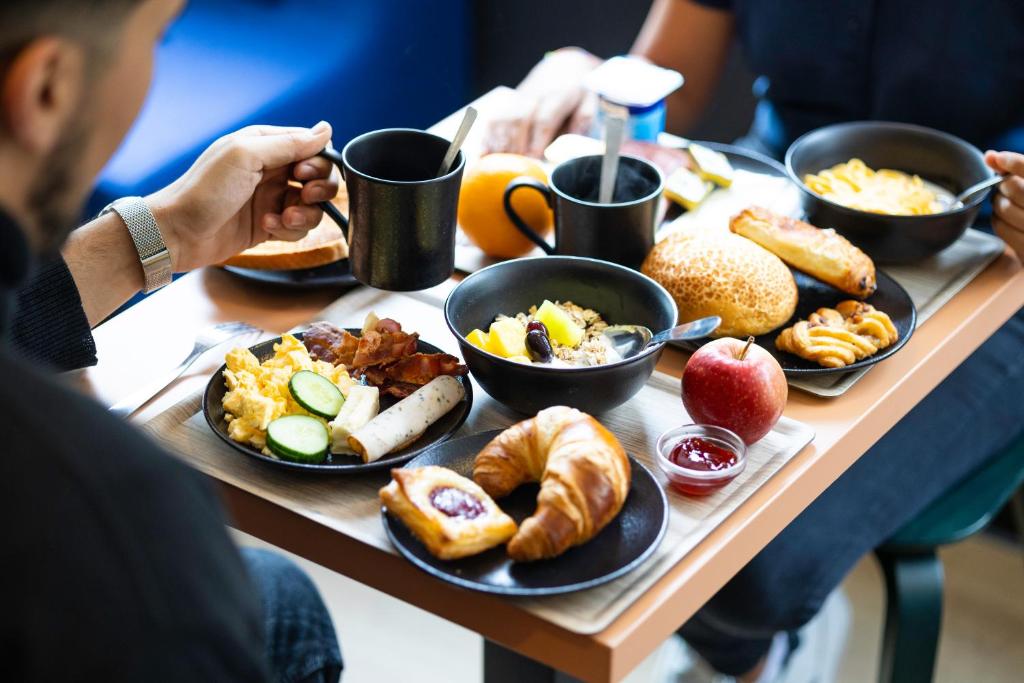 B&B HOTEL Liège Rocourt - Resim 23