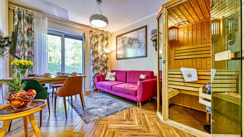 Apartament Podróżniczy z prywatną Sauną blisko Elementsa - 5D Apartments - One-Bedroom Apartment