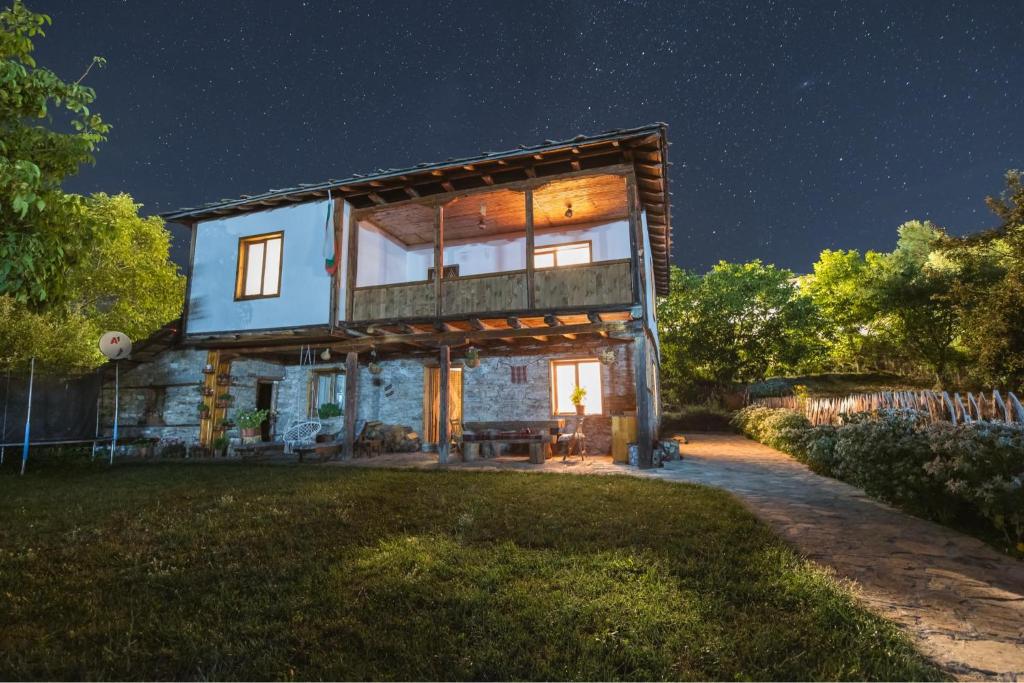 Zahrada ubytování Stone house (Каменната къща)