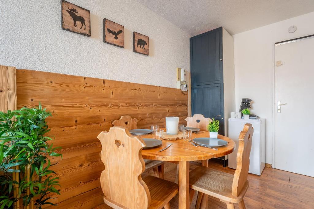 Fotografie z fotogalerie ubytování Ski In-Out - Heart of Val Thorens Cosy Apartment, WiFi 1003 v destinaci Val Thorens
