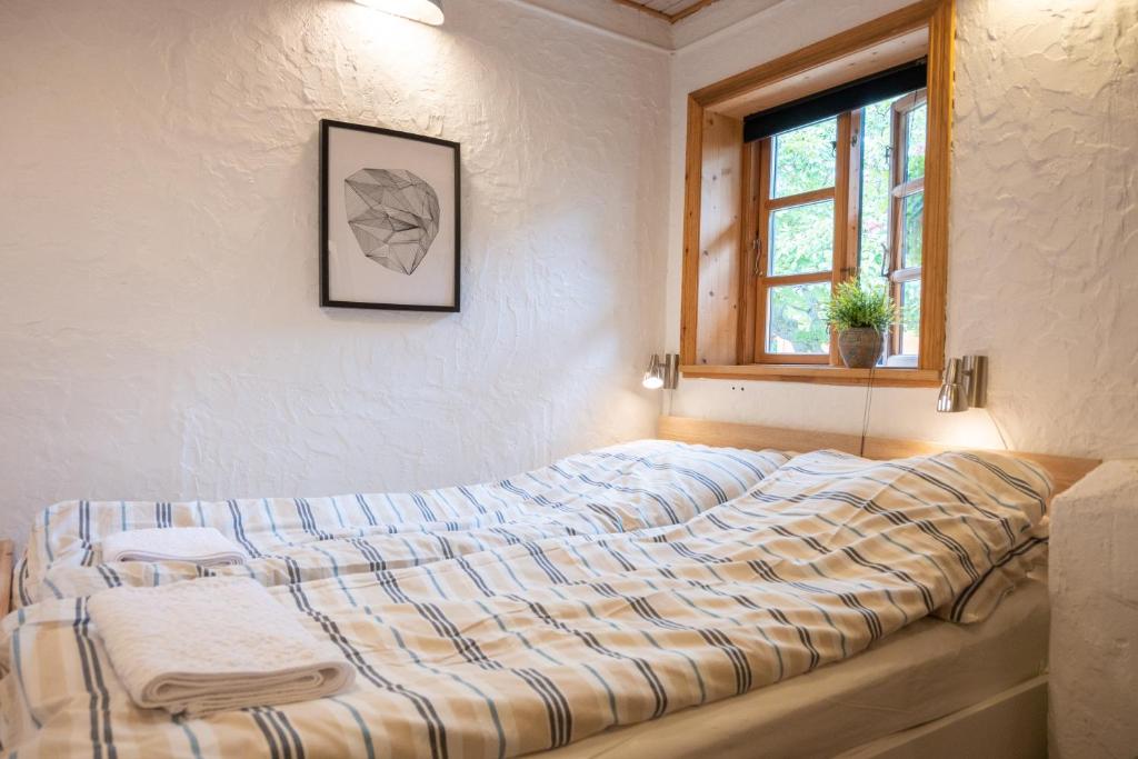 Stevns Klint Bed & Breakfast房間的床