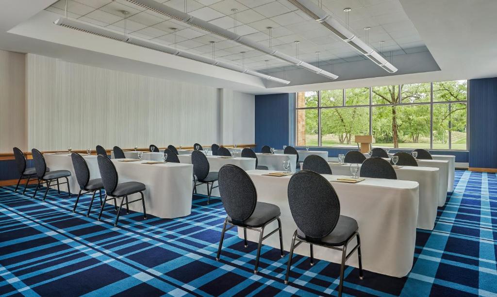 Graduate by Hilton Cincinnati photo