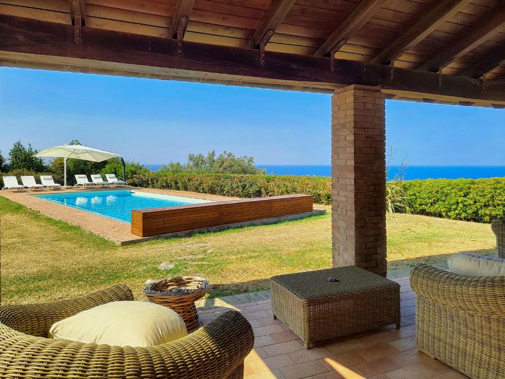 Photo de la galerie de l'établissement Villa Villacolle by BarbarHouse, à Mondolfo