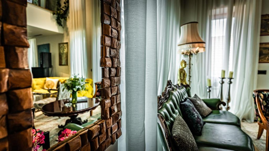Posezení v ubytování The Babe Boutique Hotel
