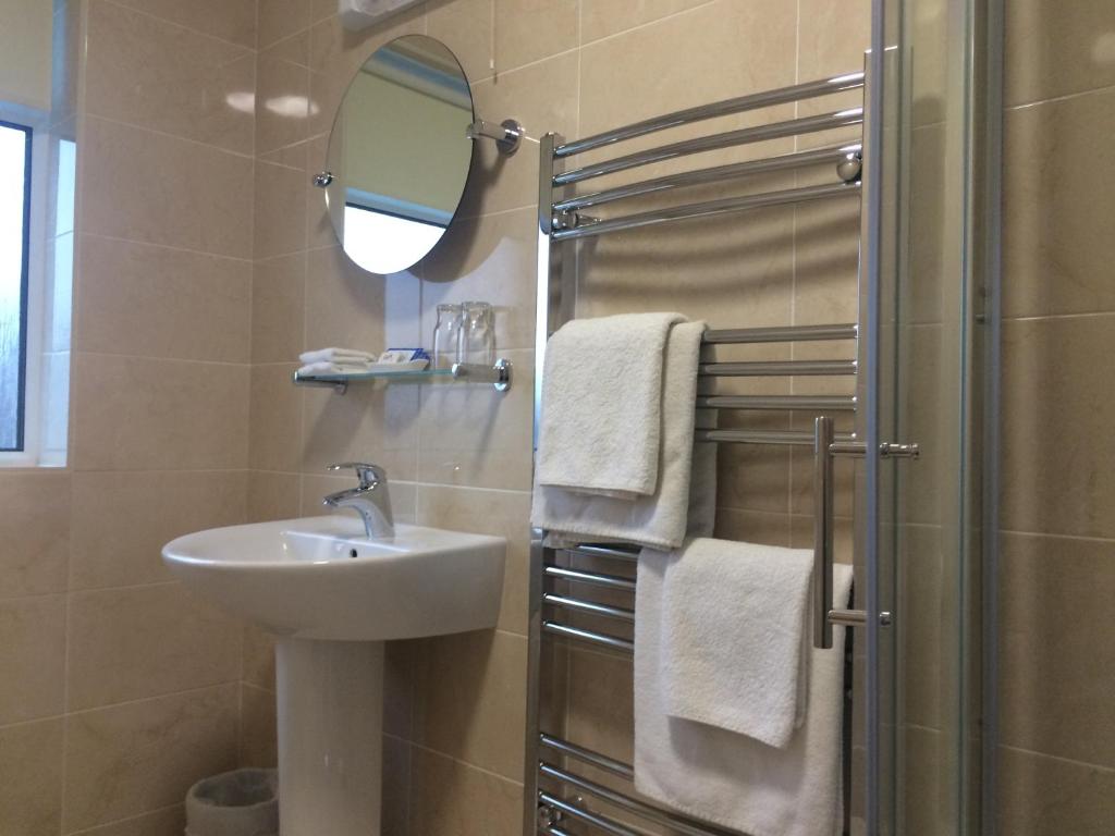 Koupelna v ubytování Ard Eoinin Spiddal B&B