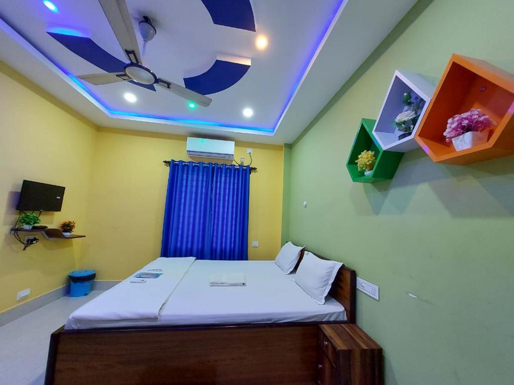 Postel nebo postele na pokoji v ubytování Samriddha Beach Resort