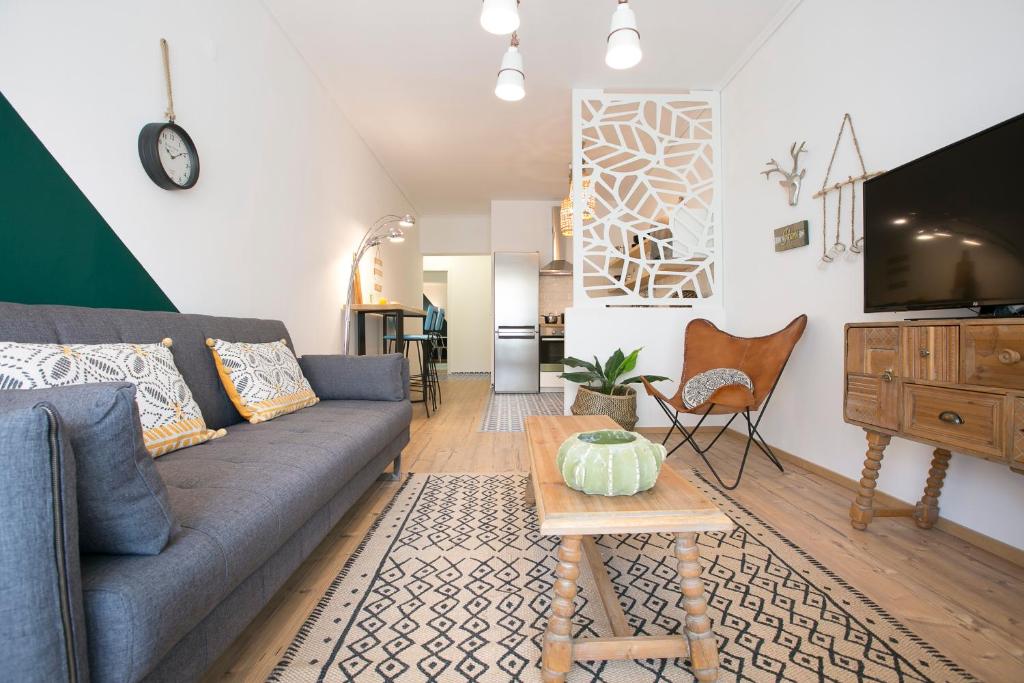 Posedenie v ubytovaní Boho Chic Apartment, Agia Sofia District #FeelsLikeHome