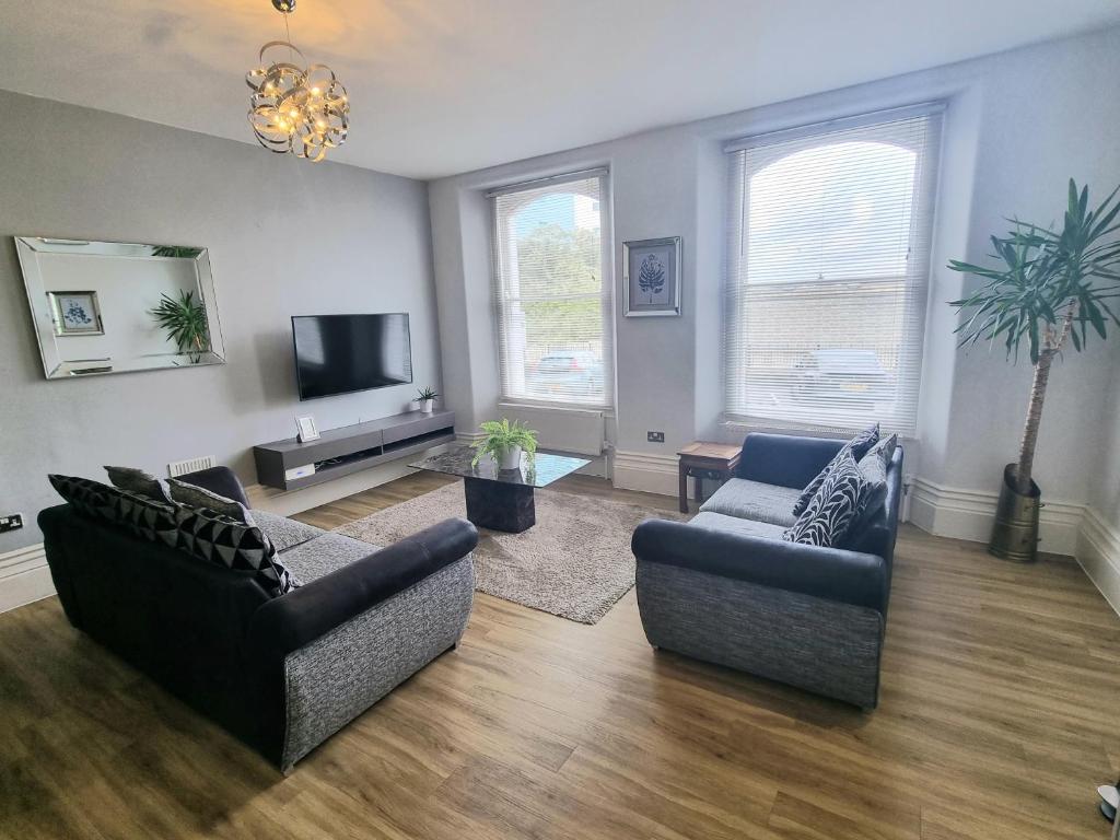 Hoe & Central Stylish Apartment, Free Parking - Appartement - Rez-de-Chaussée