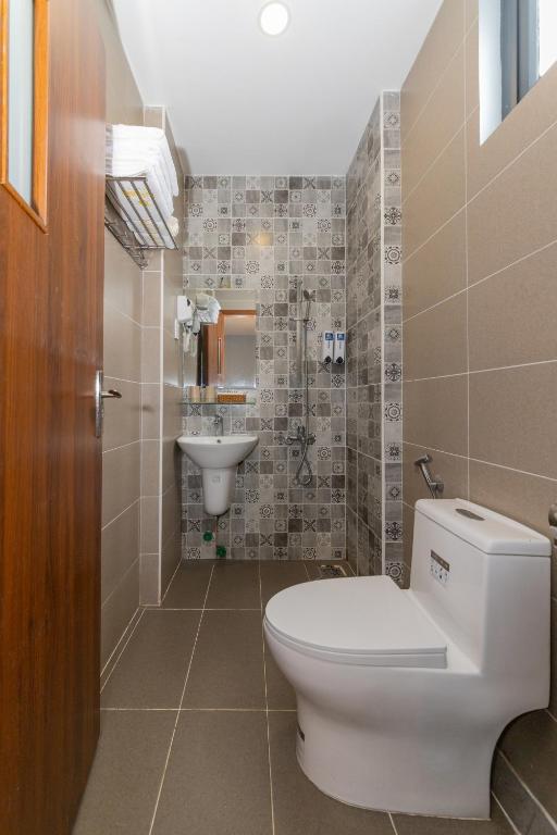 Phòng tắm tại Gia Nguyễn Hotel Dalat