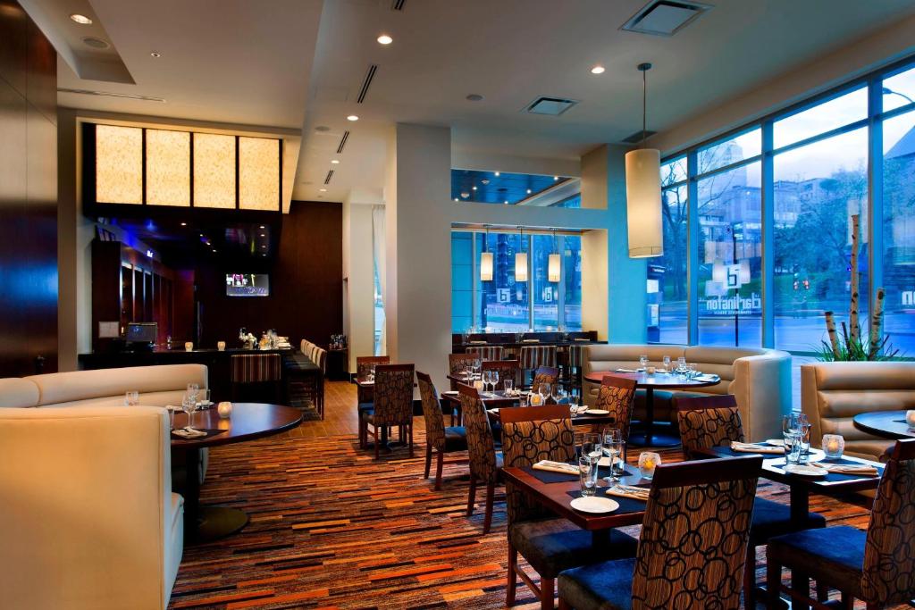 Courtyard par Marriott Montréal Centre-ville - Resim 25