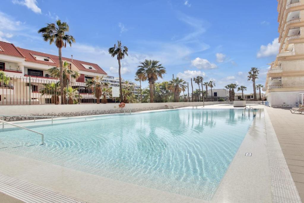 Modern Apartment Playa Honda in Playa de Las Americas
