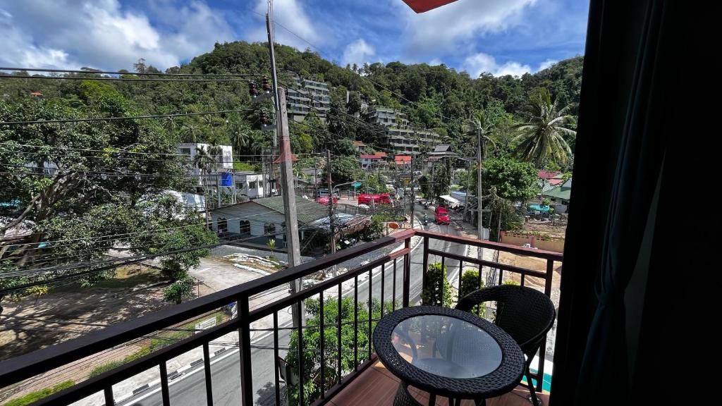 Coco Mountain View Guest House Hotel - Resim 36