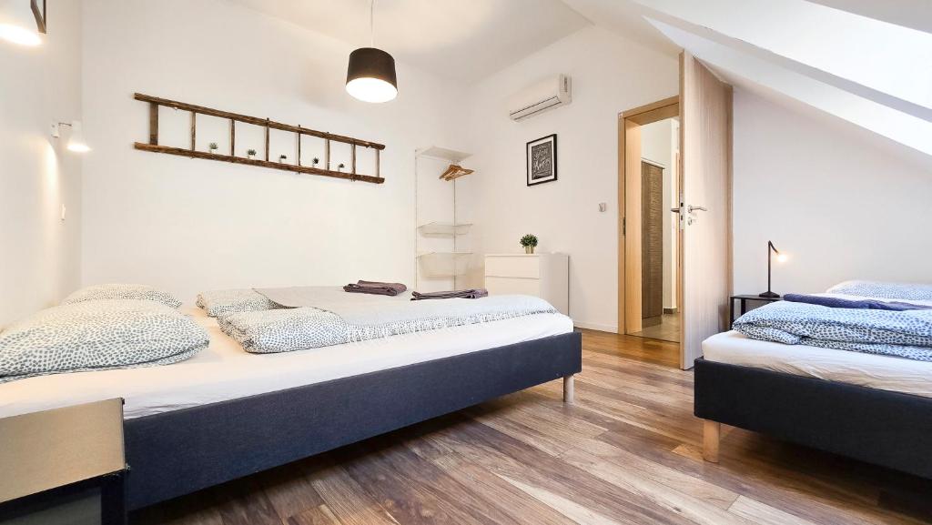 Upartments 1068 Budapest, Király utca 58 kép - 1