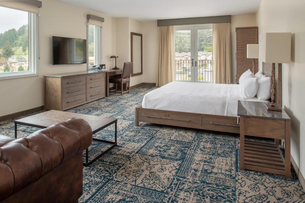 Four Points by Sheraton Santa Cruz Scotts Valley - Guest Room, 1 King