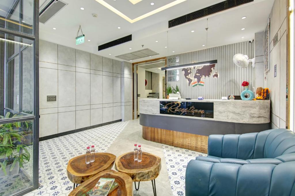 Posezení v ubytování Hotel Uptown 1Km Connaught Place