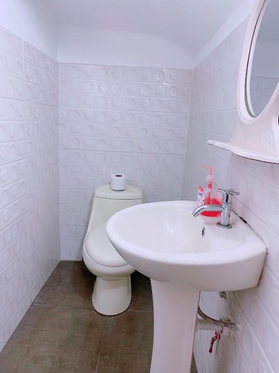 Koupelna v ubytování P1 Habitación Privada doble Miraflores, LIMA
