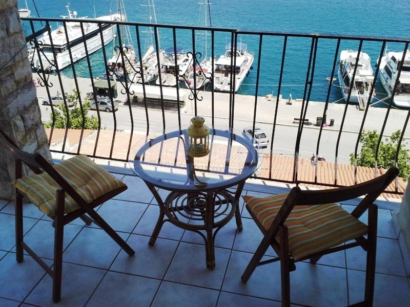 Balkón nebo terasa v ubytování skiathosrooms-appartments for holidays