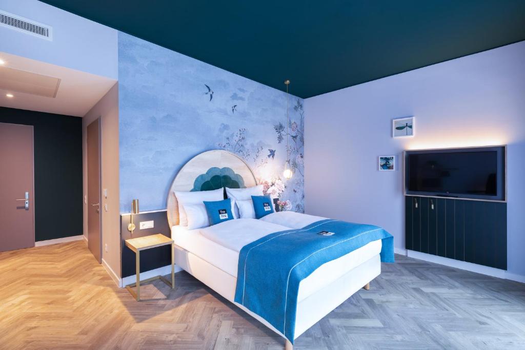 Holiday Inn - the niu, Flower Konstanz by IHG - Standard Queen Room