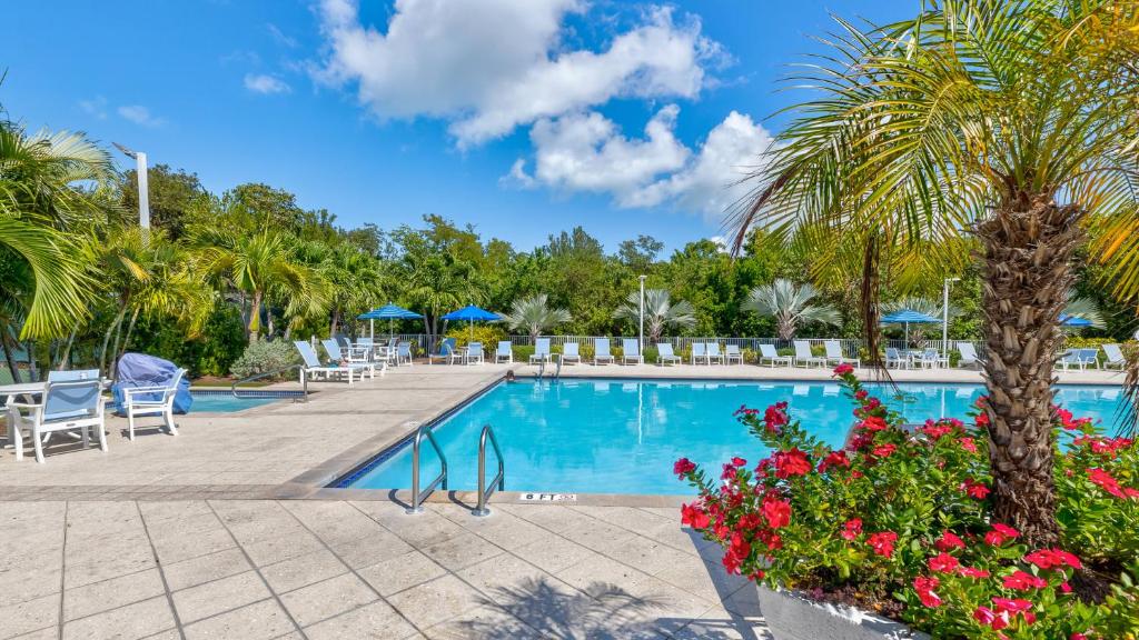 Bassein majutusasutuses Nauti Hideaway Ocean Pointe 2314 või selle lähedal