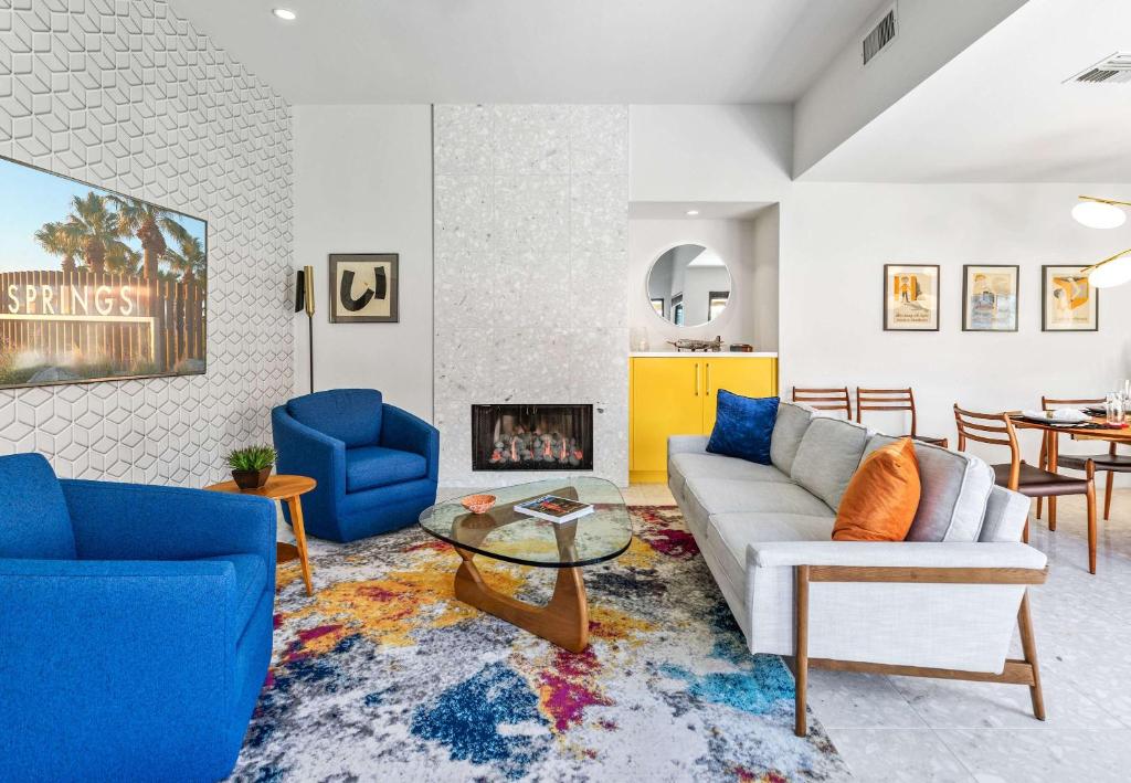 Photo inspiration: Picture Idea: The Palm Springs Gem Waverly Park Condo Monthly Stays Palm