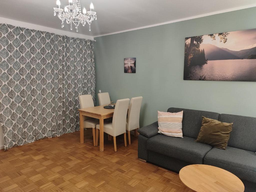 Mountain View Apartment - 11