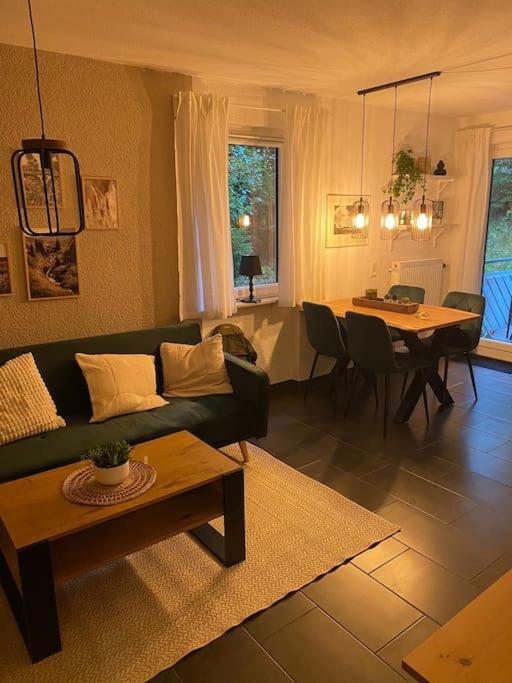 Posezení v ubytování Ferienappartement Schwarzwaldeck in Todtnauberg