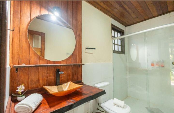 Um banheiro em Pousada Villa Serena