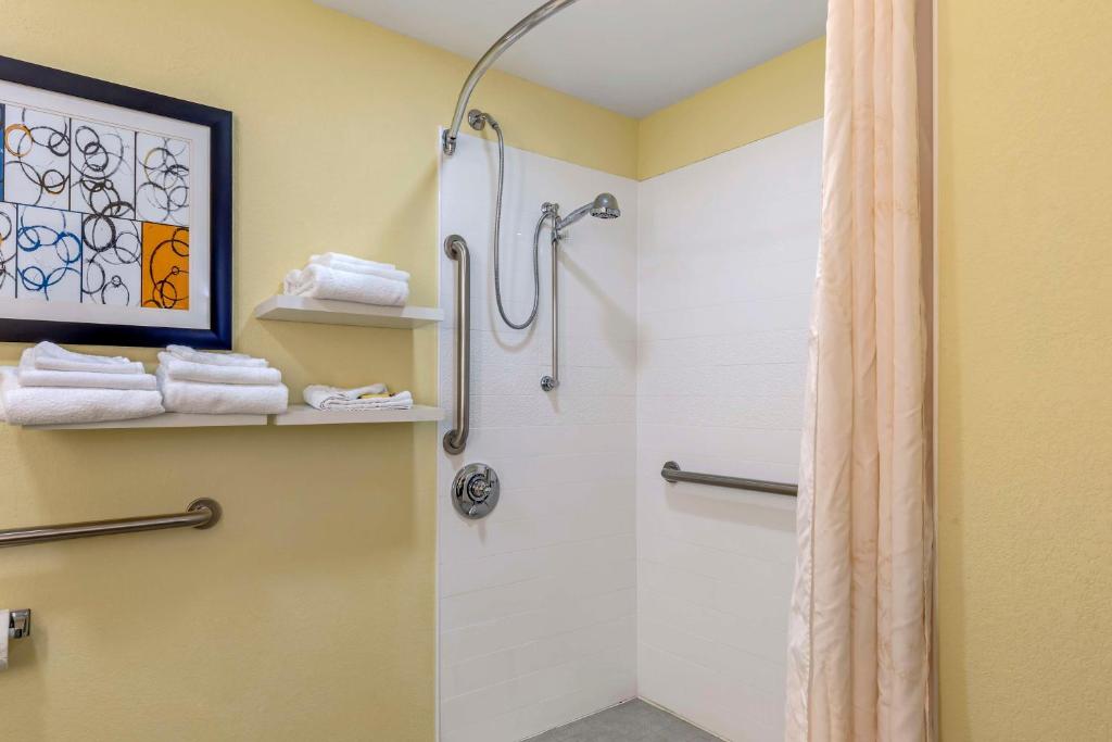Best Western Plus North Shore Hotel - Error