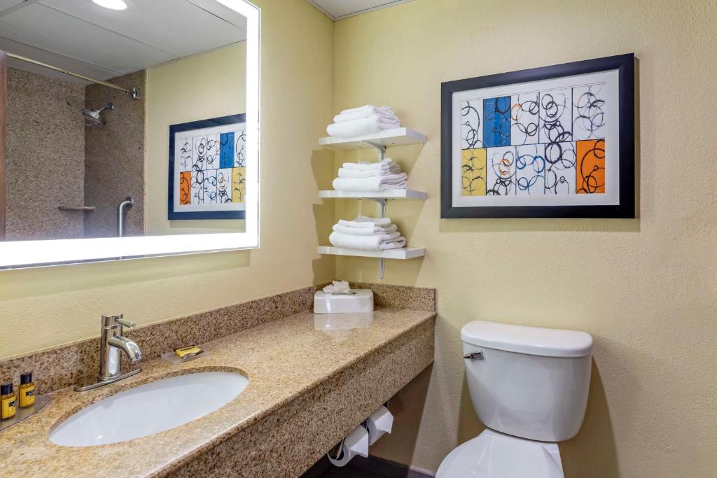 Best Western Plus North Shore Hotel - Error