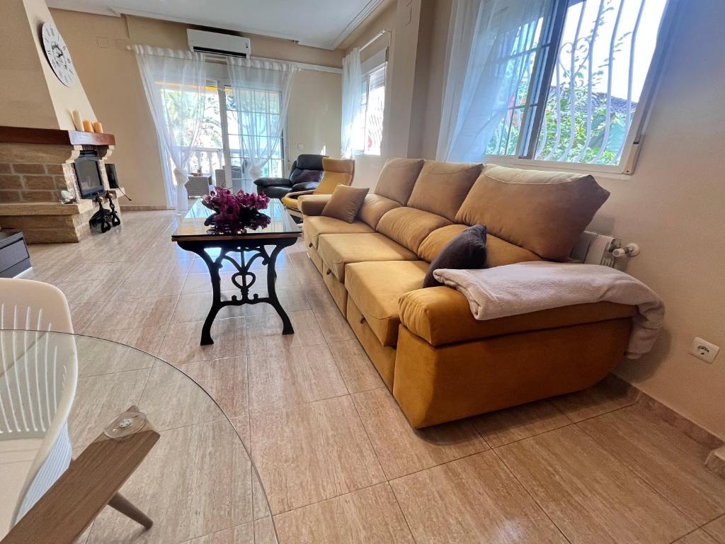 Posezení v ubytování Alquilo chalet completo