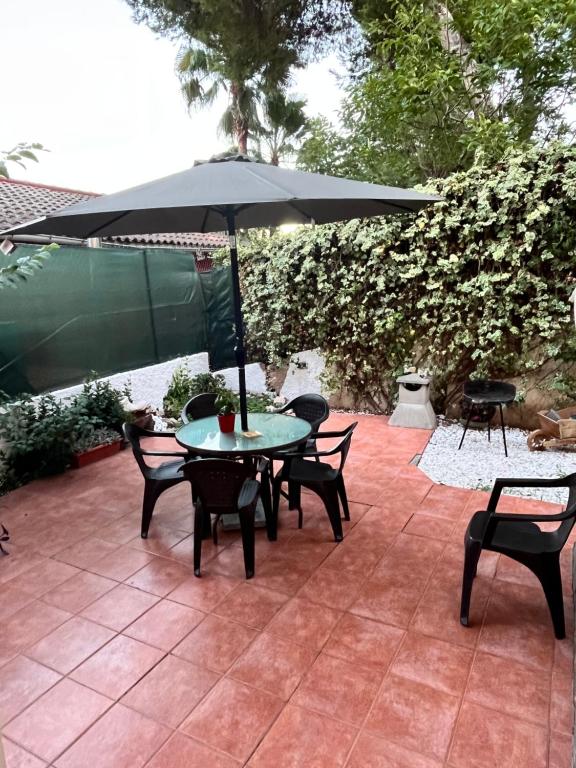 Patio nebo venkovní prostory v ubytování Alquilo chalet completo