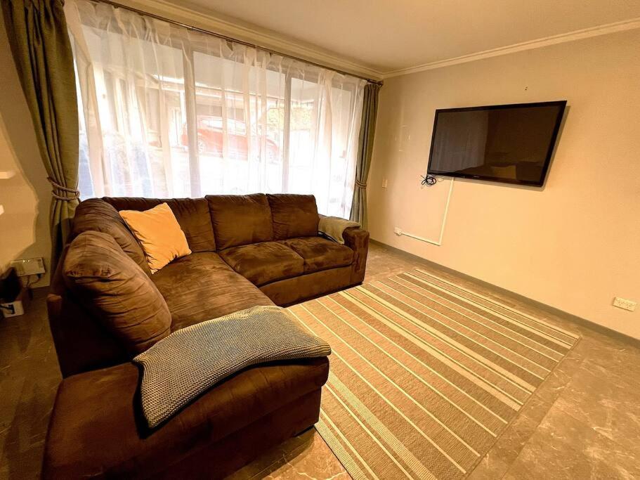 Charming Fernhill Stay - Resim 10